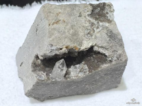 ハーキマークォーツの原石