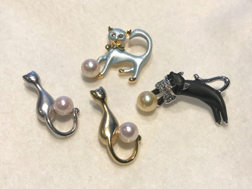 かわいいピンブローチ