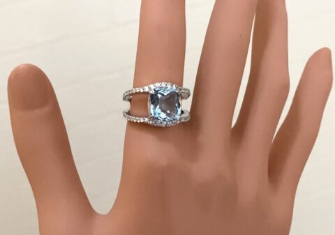 おしゃれなアクアマリンリングにリフォームしました